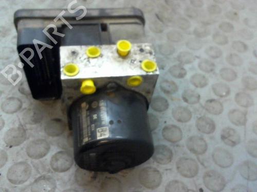 Used ABS pump SEAT LEON (1M1) 1.9 TDI Syncro (150 hp) 9377200