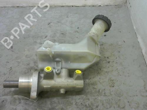 Used Brake master cylinder RENAULT CLIO III (BR0/1, CR0/1) 1.5 dCi (BR17, CR17) (86 hp) 9382993