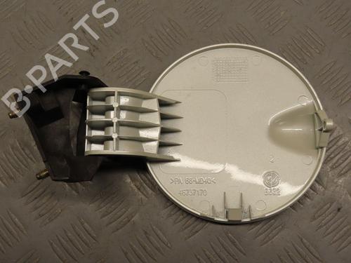 Used Fuel flap ALFA ROMEO 147 (937_) 1.6 16V T.SPARK ECO (937.AXA1A, 937.BXA1A) (105 hp) 12198246