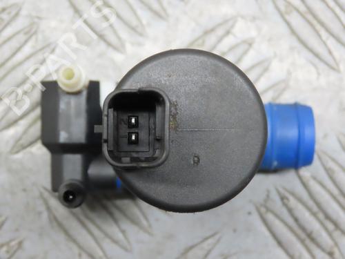 Used Washer pump RENAULT TWINGO II (CN0_) 1.5 dCi 90 (86 hp) 27488979