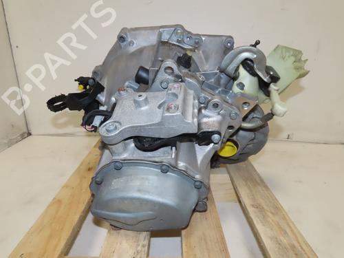 Used Gearbox Gearbox DS DS 3 (SA_) 1.2 THP 110 / PureTech 110 (SAHNPS, SAHNZ6, SAHNZT) (110 hp) 40615067 40615067