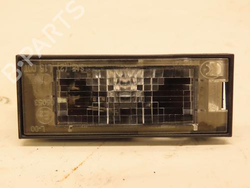 Licence plate light RENAULT KADJAR (HA_, HL_) 1.2 TCe 130 (HLMR) | BP29345867I40