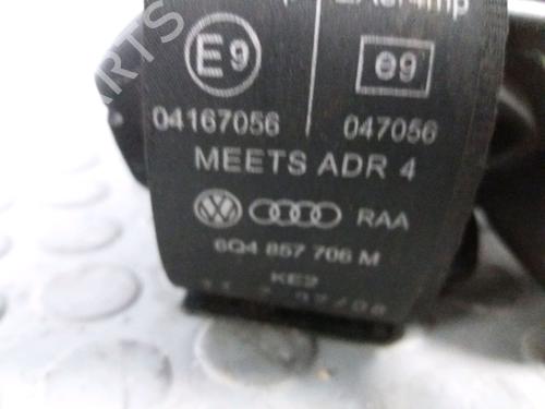 Høyre foran beltestrammer VW POLO IV (9N_, 9A_) 1.9 TDI | BP17779968C88