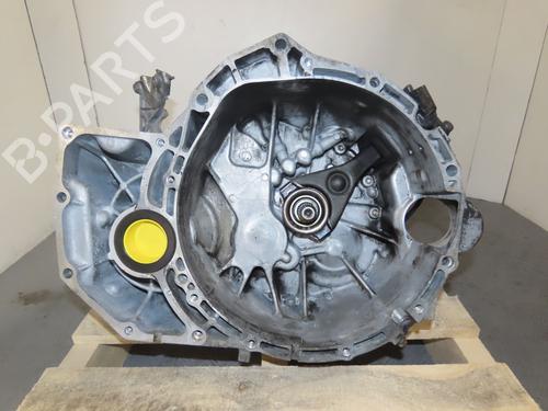 Used Gearbox NISSAN X-TRAIL I (T30) 2.2 dCi 4x4 (136 hp) 18058779