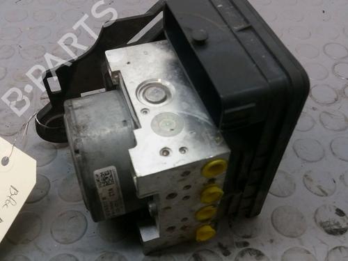 Used ABS pump ABS pump VW GOLF VII (5G1, BQ1, BE1, BE2) 1.6 TDI (105 hp) 9386749 9386749
