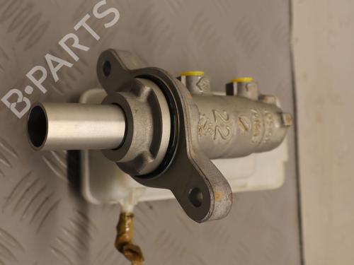 Used Brake master cylinder RENAULT KANGOO / GRAND KANGOO II (KW0/1_) 1.5 dCi 110 (KW06, KW12) (110 hp) 33136701