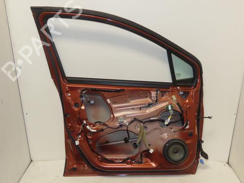 Used Left front door SUZUKI SX4 S-Cross (JY) 1.6 DDiS AllGrip (AKK 416D) (120 hp) 29643749