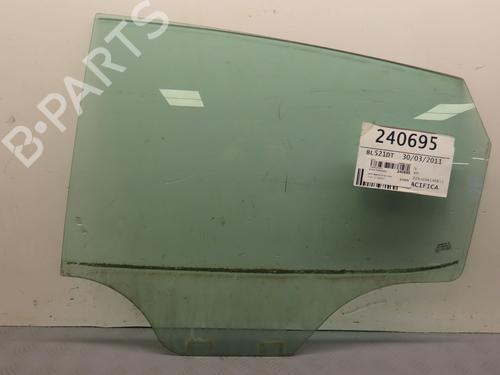 Vetro posteriore sinistro SEAT IBIZA IV (6J5, 6P1) 1.6 TDI (105 hp) 31911674
