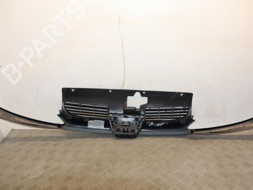 Used Grille Grille 37624288 37624288
