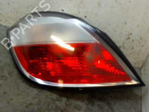 Used Left taillight OPEL ASTRA H (A04) 1.7 CDTI (L48) (100 hp) 9381560