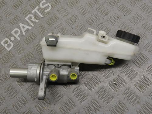 Used Brake master cylinder TOYOTA AVENSIS Estate (_T27_) 1.6 D4-D (WWT270_) (112 hp) 29016126