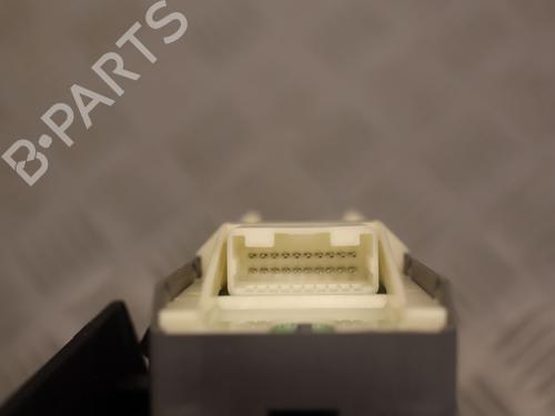 Used Left front window switch Left front window switch TOYOTA AURIS (_E18_) 1.8 Hybrid (ZWE186_, ZWE186R) (136 hp) 33727344 33727344