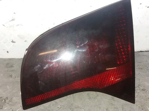 right-tailgate-light-audi-a4-b7-avant-8ed-20-tdi-16v-8e9945094a-2004-2005-2006-2007-2008-9377702 main image