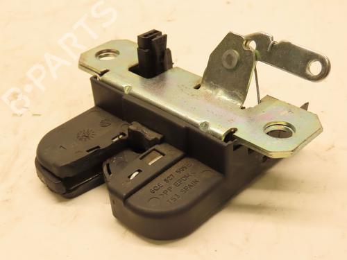 Tailgate lock VW POLO IV (9N_, 9A_) 1.4 16V | BP30093067C101