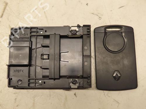 Lettore di schede RENAULT MEGANE III Hatchback (BZ0/1_, B3_) 1.5 dCi (106 hp) 29872592