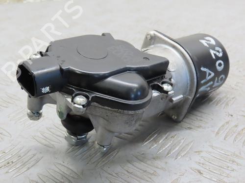 Used Front wiper motor MITSUBISHI LANCER VIII (CY_A, CZ_A) 1.8 (CY3A, CY6A) (143 hp) 11039822