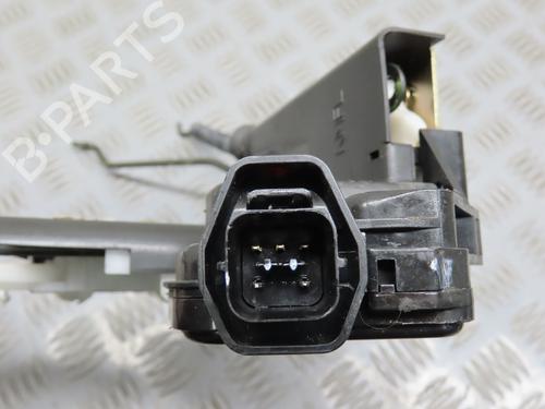 Front left lock KIA SPORTAGE II (JE_, KM_) 2.0 CRDi 4WD | BP21755735C98