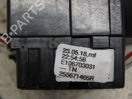 Used Headlight switch RENAULT CLIO IV (BH_) 1.5 dCi 75 (75 hp) 29136681