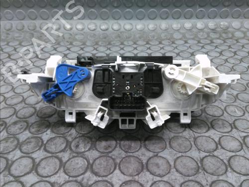 Used Climate control RENAULT TWINGO II (CN0_) 1.2 16V (CN04, CN0B) (75 hp) 17779526