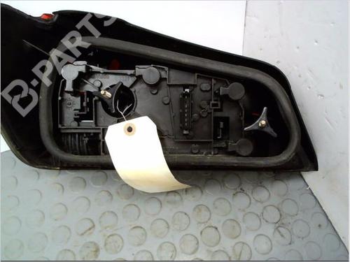 Højre baglygte PEUGEOT 306 Hatchback (7A, 7C, N3, N5) 1.4 | BP10683876C35 