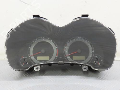 Cockpit TOYOTA COROLLA Saloon (_E18_, ZRE1_) 1.4 D-4D (NDE180_, NDE170_) (90 hp) 17779765