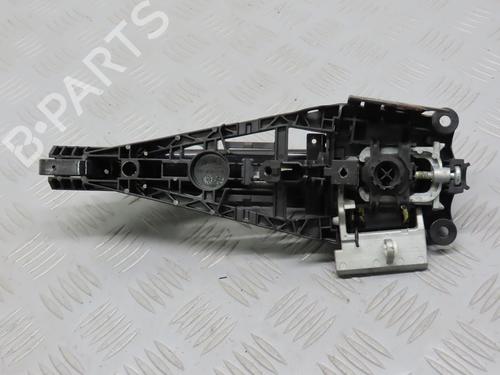 rear-left-exterior-door-handle-opel-astra-j-p10-2009-2010-2011-2012-2013-2014-2015-2016-31030619 main image