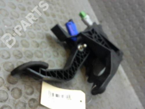 Used Clutch pedal Clutch pedal RENAULT TWINGO III (BCM_, BCA_) 0.9 TCe 90 (BCM9, BCM2) (90 hp) 9384164 9384164