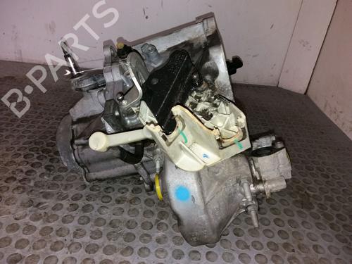Used Gearbox CITROËN C4 I (LC_) 1.6 HDi (90 hp) 9386057
