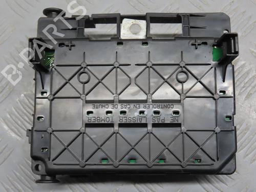 Sikringsdose PEUGEOT 206 Hatchback (2A/C) 2.0 HDI 90 (90 hp) 25015046