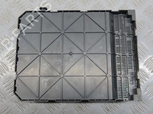 Fuse box PEUGEOT 308 I (4A_, 4C_) 1.6 HDi | BP9387009E1 