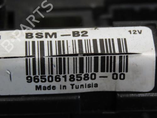 Used Fuse box CITROËN BERLINGO / BERLINGO FIRST MPV (MF_, GJK_, GFK_) 1.4 i (MFKFX, MFKFW, GJKFWB, GJKFWC, GFKFWC) (75 hp) 18326929