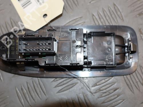 Used Left front window switch Left front window switch PEUGEOT 208 I (CA_, CC_) 1.5 BlueHDI 100 (102 hp) 36100362 36100362