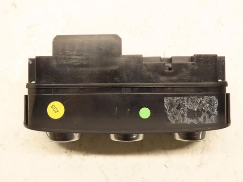 Used Climate control AUDI TT (8J3) 2.0 TFSI (200 hp) 28685383