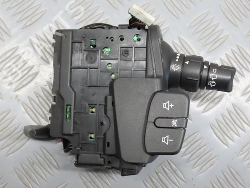 Used Steering column stalk RENAULT SCÉNIC II (JM0/1_) 1.9 dCi (JM0G, JM12, JM1G, JM2C) (120 hp) 9373338