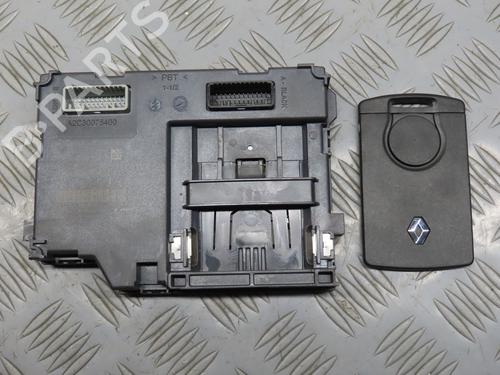 Used Card reader RENAULT CLIO IV (BH_) 0.9 TCe 90 (BHNF, BHMA, BHMH, BHJK, BHJR) (90 hp) 23098941