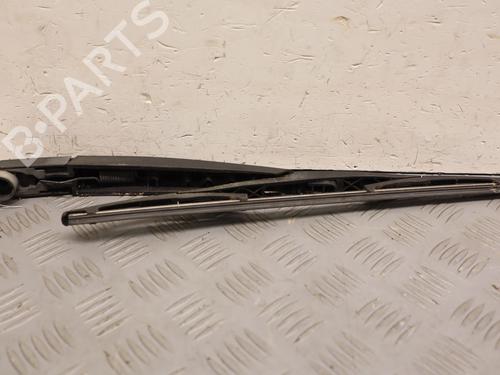 rear-windshield-wiper-arm-dacia-duster-hs_-2010-2011-2012-2013-2014-2015-2016-2017-2018-36758461 main image