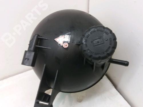 Used Expansion tank MERCEDES-BENZ B-CLASS Sports Tourer (W245) B 200 CDI (245.208) (140 hp) 9386382