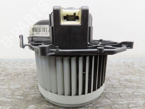Used Heater blower motor PEUGEOT PARTNER Box Body/MPV 1.6 HDi (75 hp) 17777122