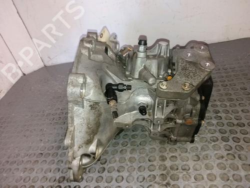 Used Gearbox OPEL CORSA D (S07) 1.3 CDTI (L08, L68) (75 hp) 17777167