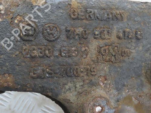 Used Right rear steering knuckle Right rear steering knuckle VW TRANSPORTER T5 Bus (7HB, 7HJ, 7EB, 7EJ) 2.5 TDI (174 hp) 21008403 21008403