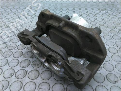 Used Right front brake caliper BMW 3 Touring (E46) 325 xi (192 hp) 17778614