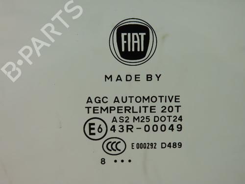 front-right-door-window-fiat-500l-351_-352_-2012-29345844 main image