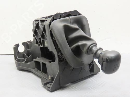 Used Gear lever PEUGEOT PARTNER Box Body/MPV (K9) 1.5 BlueHDi 100 (102 hp) 31030527