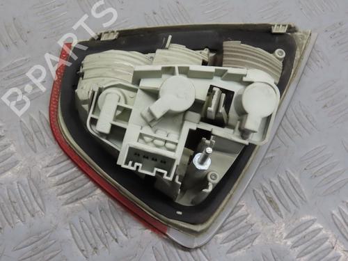 right-tailgate-light-bmw-3-e90-320-d-63216937460-2004-2005-2006-2007-2008-2009-2010-2011-2012-22997829 main image