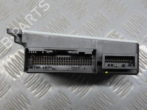 Airbag module RENAULT MEGANE III Hatchback (BZ0/1_, B3_) 1.5 dCi (106 hp) 9385904
