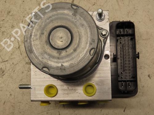 Used ABS pump PEUGEOT PARTNER Box Body/MPV (K9) 1.5 BlueHDi 100 (102 hp) 30501757