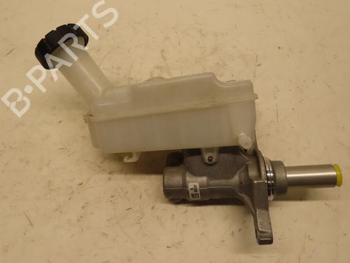 Brake master cylinder RENAULT CLIO V (B7_) 1.0 LPG (B7MT) | BP30117290M77 