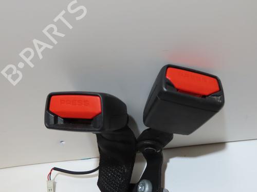 Boucle de ceinture de sécurité BMW 1 (F40) 118 d (150 hp) 32099892