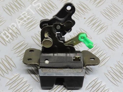 Tailgate lock KIA SPORTAGE II (JE_, KM_) 2.0 CRDi 4WD | BP21755749C101