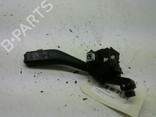 Used Headlight switch VW GOLF VI (5K1) 2.0 TDI (110 hp) 17779344